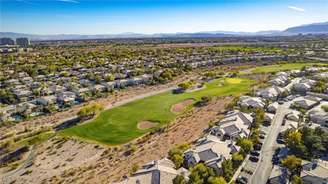 MLS: 2660957 Condo For Sale