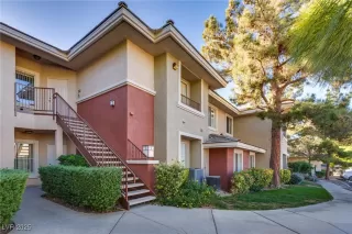 Photo #2: 2660957 Listing 