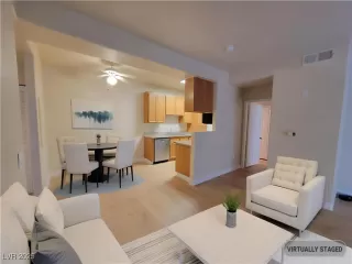 Photo #4: 2660973 Listing 