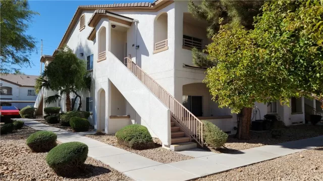 MLS: 2660975 Condo For Sale