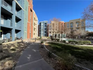 Photo #2: 2660977 Listing 
