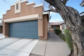 Photo #1: 2661001 Listing 