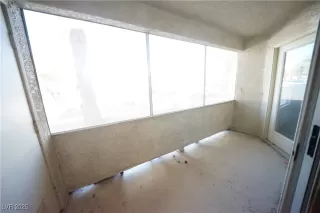 Photo #6: 2661015 Listing 