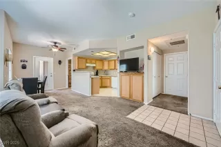 Photo #5: 2661024 Listing 