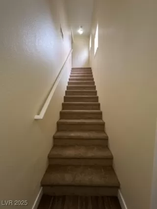 Photo #1: 2661064 Listing