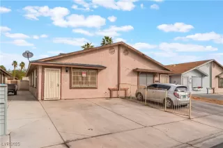 Photo #1: 2661080 Listing