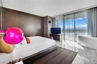 Photo #6: 2661107 Listing 