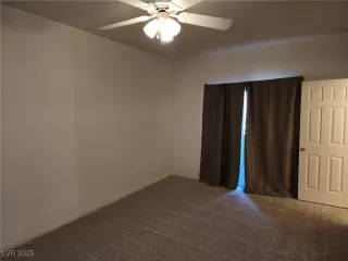 Photo #5: 2661128 Listing