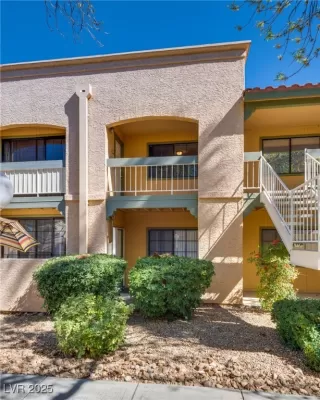 Photo #1: 2661133 Listing 