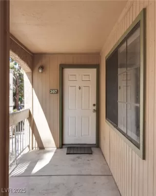 Photo #3: 2661133 Listing 