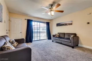 Photo #5: 2661133 Listing 
