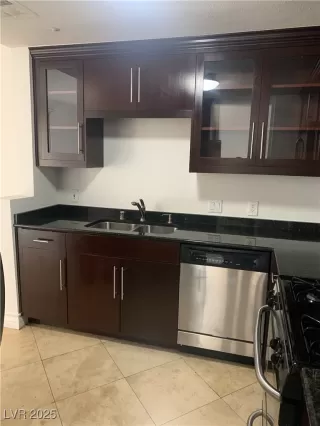 Photo #6: 2661157 Listing 