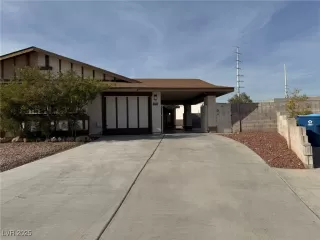 Photo #1: 2661185 Listing 