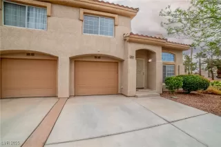 Photo #1: 2661186 Listing 