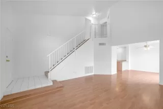 Photo #4: 2661186 Listing 