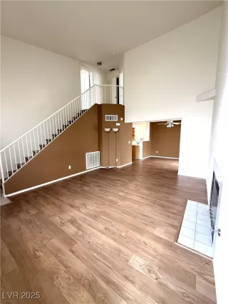 Photo #3: 2661199 Listing 