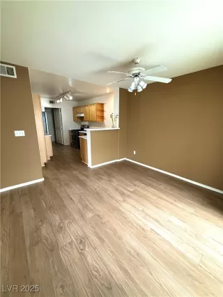 Photo #5: 2661199 Listing 