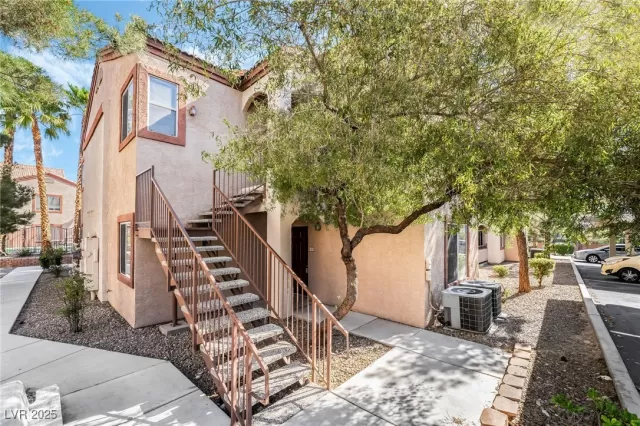 MLS: 2661213 Condo For Sale