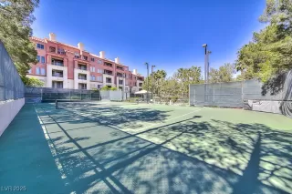 Photo #4: 2661228 Listing 