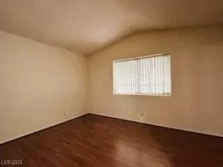 Photo #2: 2661253 Listing 