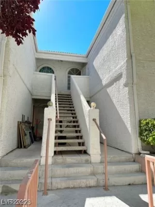 Photo #6: 2661253 Listing 