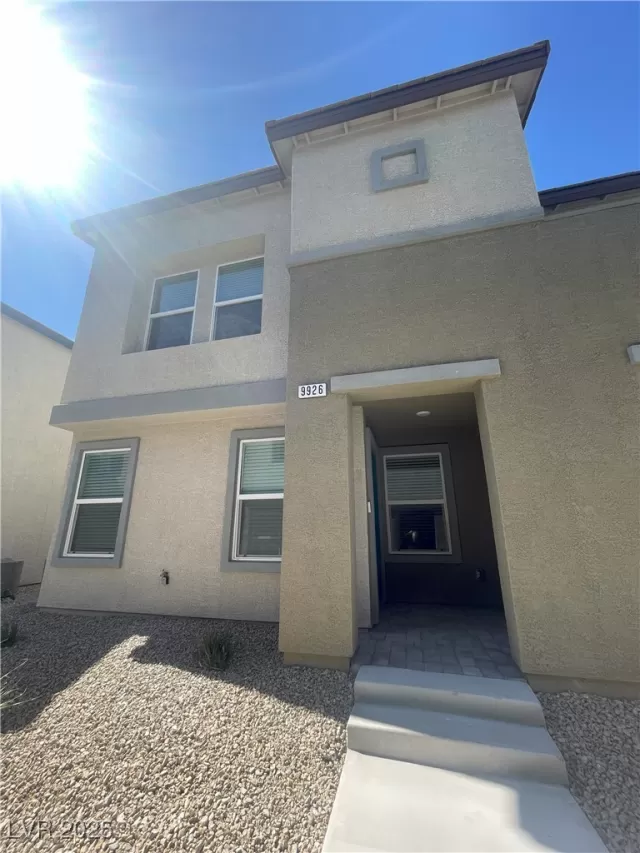 MLS: 2661255 Condo For Sale