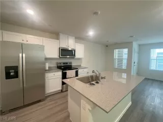 Photo #6: 2661255 Listing 