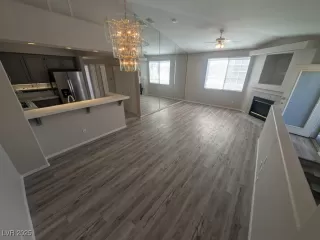 Photo #5: 2661260 Listing 