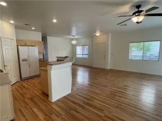 Photo #5: 2661276 Listing 