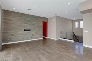 Photo #3: 2661280 Listing 