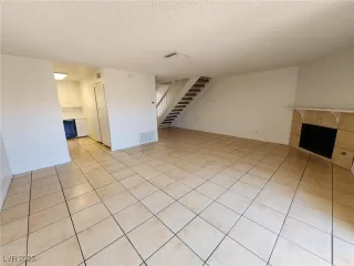 Photo #6: 2661287 Listing 