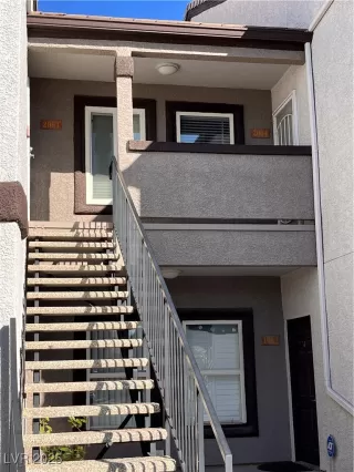 Photo #5: 2661293 Listing 