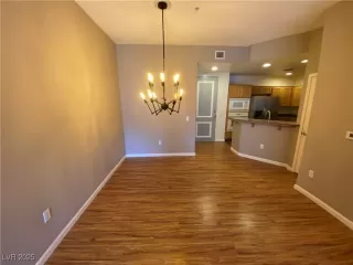 Photo #3: 2661402 Listing 