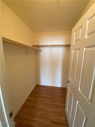 Photo #6: 2661402 Listing 