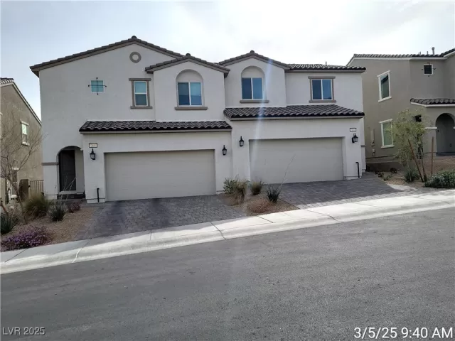 MLS: 2661427 Condo For Sale