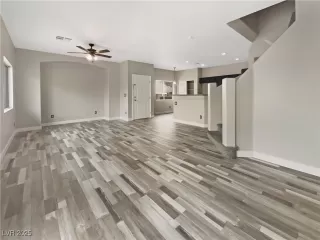 Photo #2: 2661448 Listing