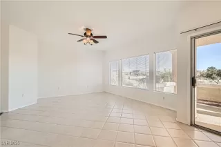 Photo #4: 2661453 Listing