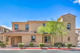 Photo #1: 2661489 Listing