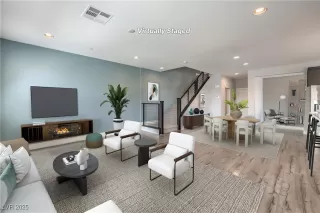 Photo #6: 2661489 Listing