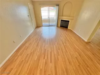 Photo #1: 2661507 Listing 