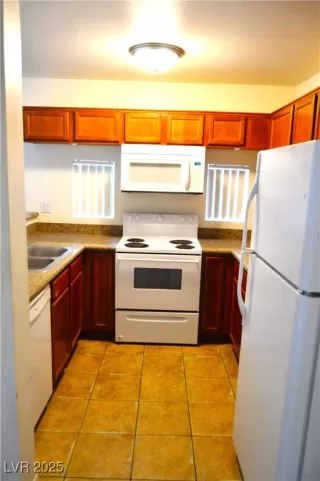 Photo #1: 2661516 Listing 
