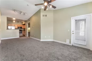 Photo #5: 2661535 Listing 