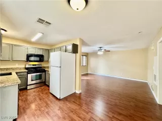 Photo #6: 2661556 Listing 