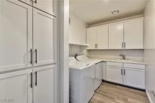 Photo #3: 2661574 Listing 