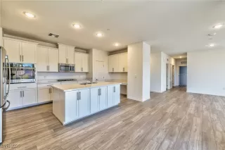 Photo #4: 2661574 Listing 