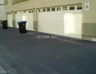 Photo #1: 2661587 Listing 