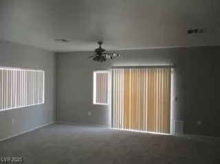 Photo #2: 2661587 Listing 