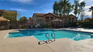 Photo #3: 2661591 Listing 