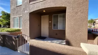 Photo #5: 2661591 Listing 