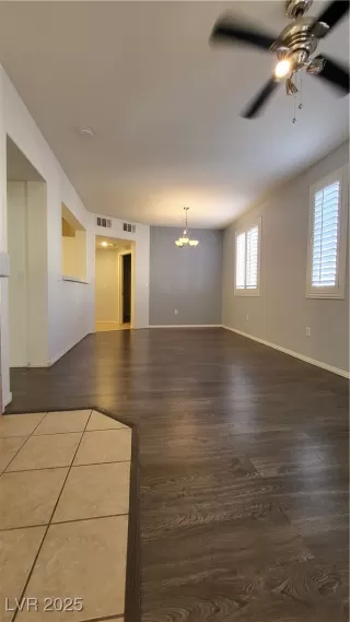 Photo #6: 2661591 Listing 
